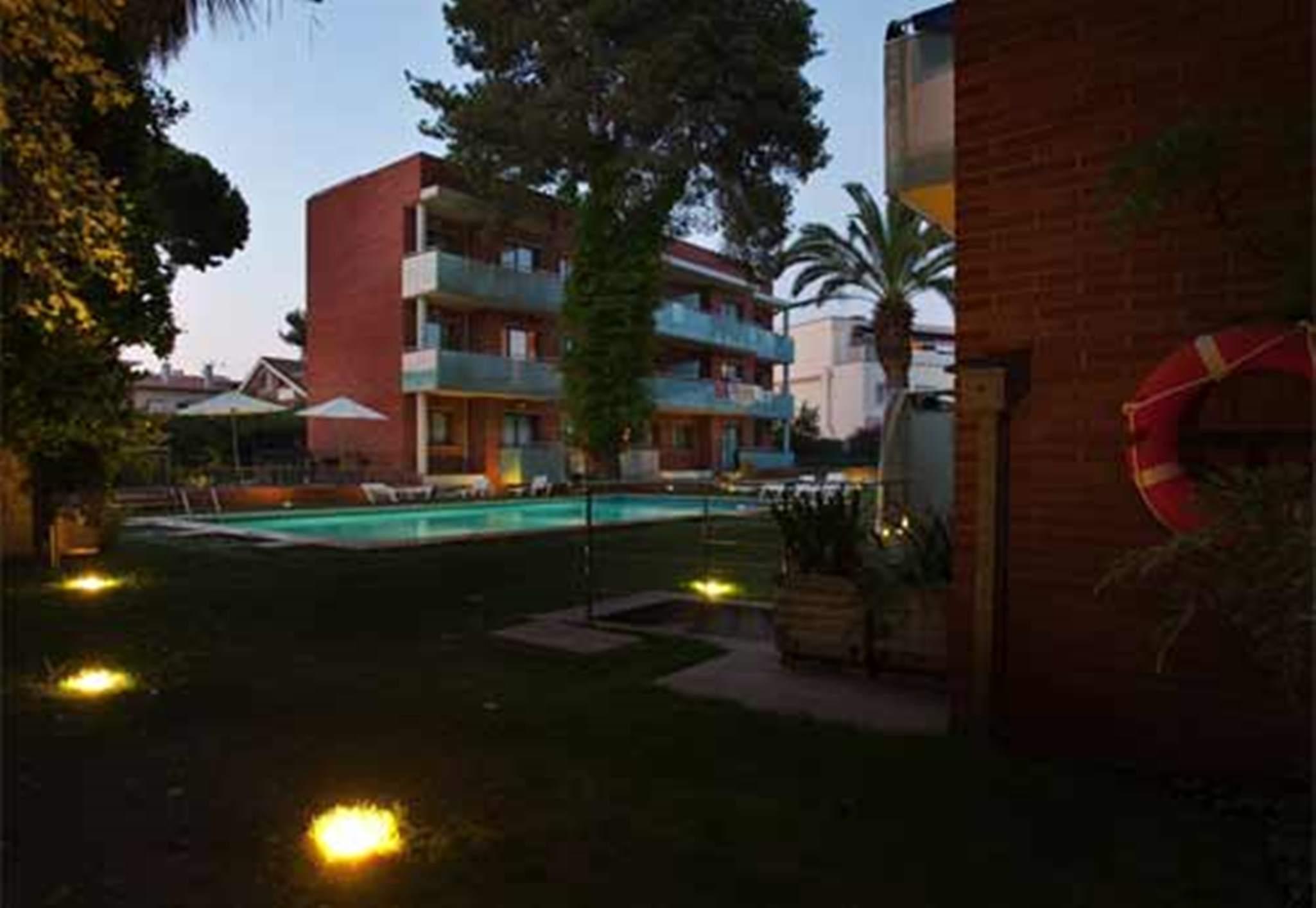 Sg Costa Bcn Apartments Castelldefels Bagian luar foto